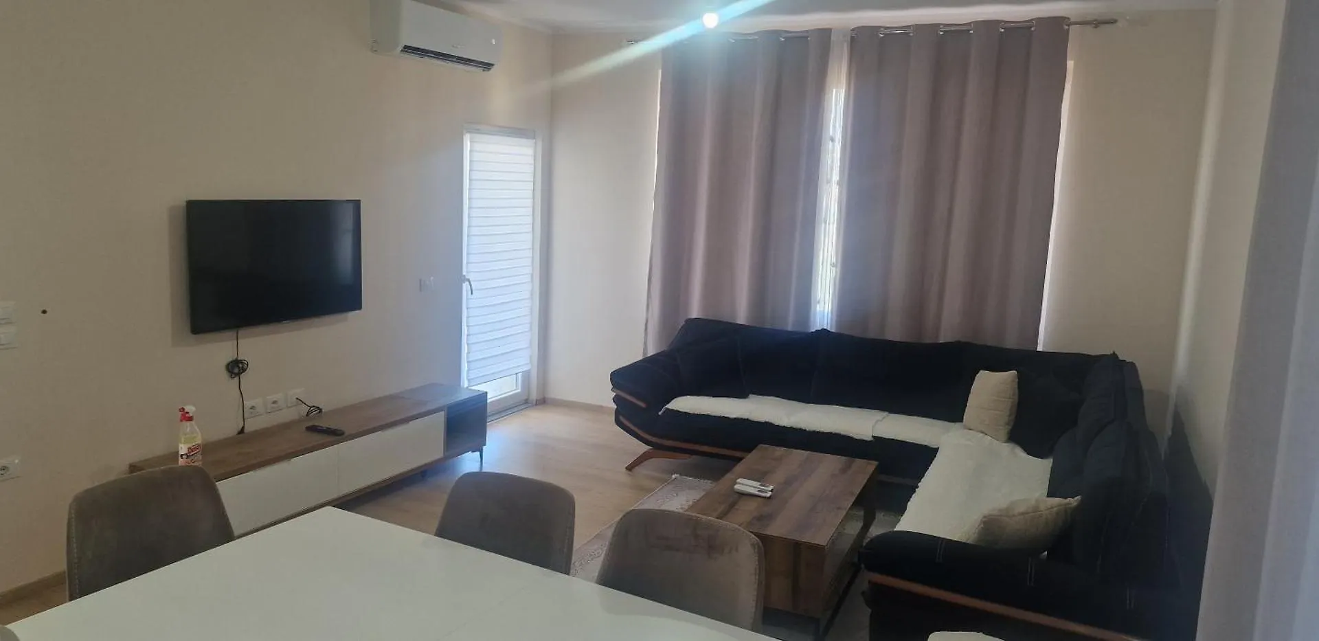 Hamallaj Apartament Jony 0*,  אלבניה